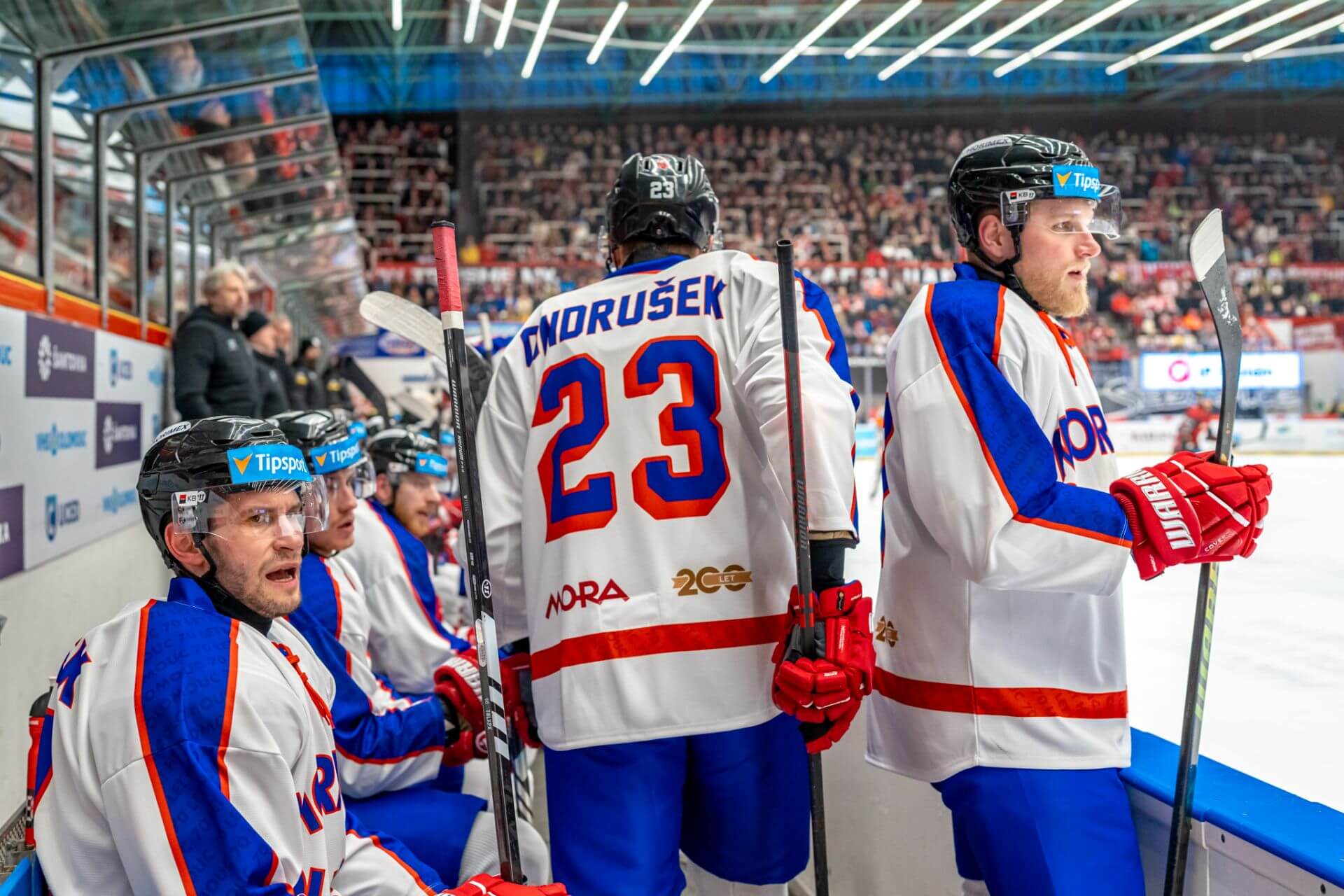 HC Olomouc oslavil 200 let značky MORA mimořádným utkáním