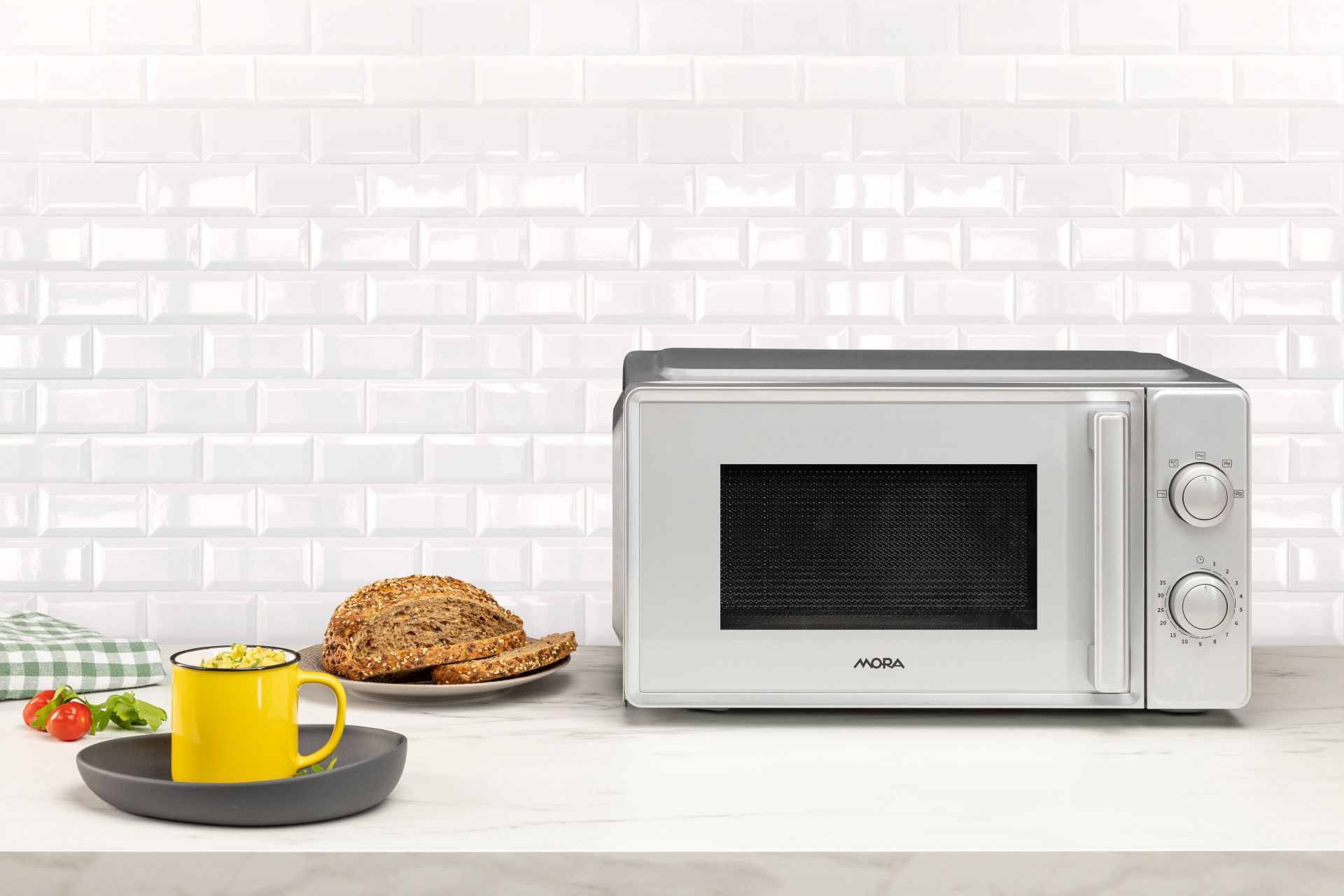 Mikrovlnné trouby MORA